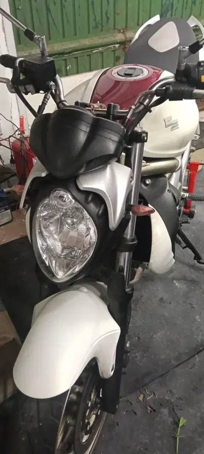 Suzuki SV 650 S (2003 - 06) usata