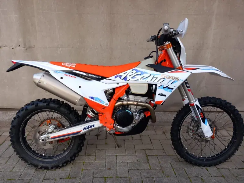 KTM 250 EXC-F (2024) (3)