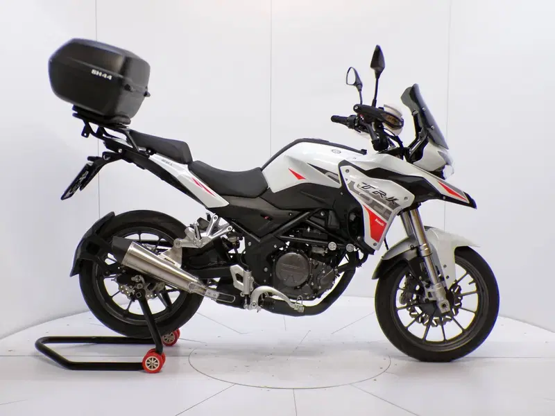 Benelli TRK 251 (2022 - 25)