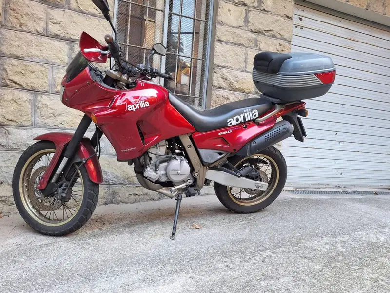 Aprilia Pegaso 650 (1997 - 00)