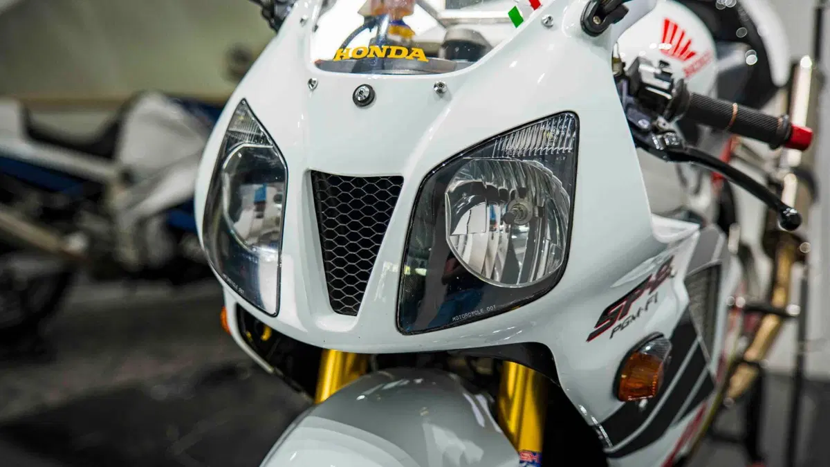 Honda VTR 1000 SP-2 (2002 - 06) (16)