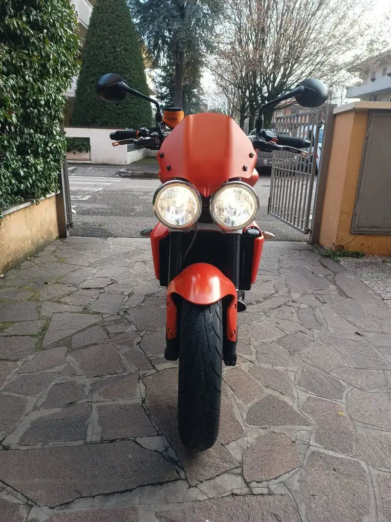 Triumph Street Triple R (2009 - 12) (5)