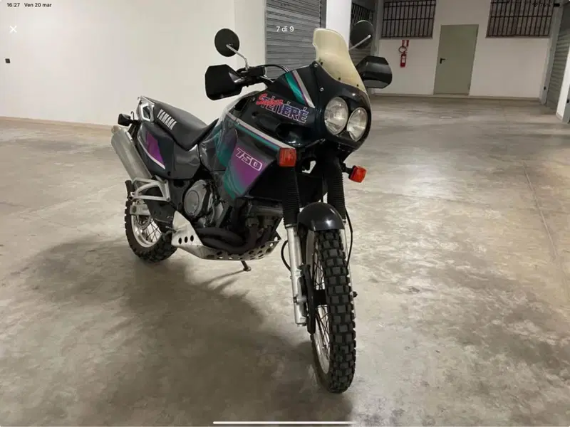 Yamaha Super tenere 750 (5)