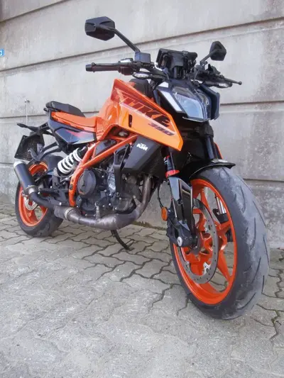 KTM 390 Duke (2024 - 25) usata