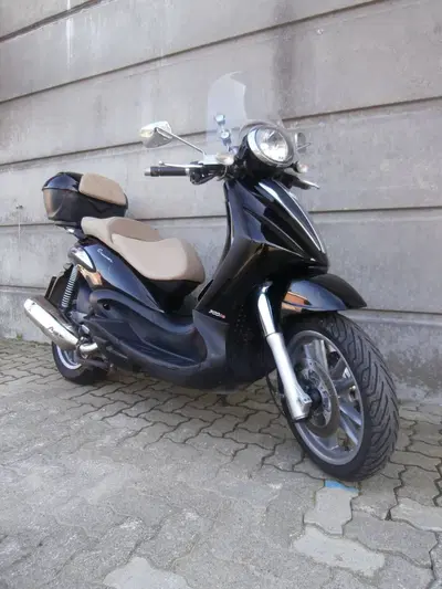 Piaggio Beverly Cruiser 500 usata