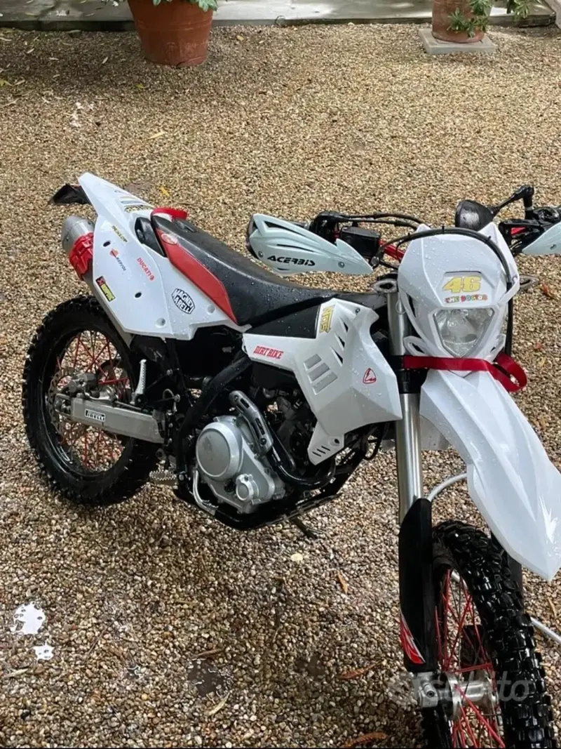 Betamotor RR 125 4T Enduro LC (2016 - 17)