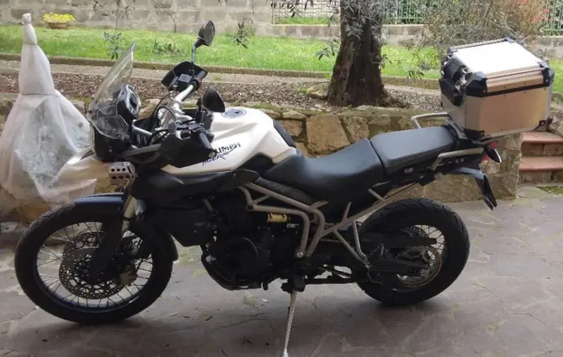 Triumph Tiger 800 XC (2011 - 12)