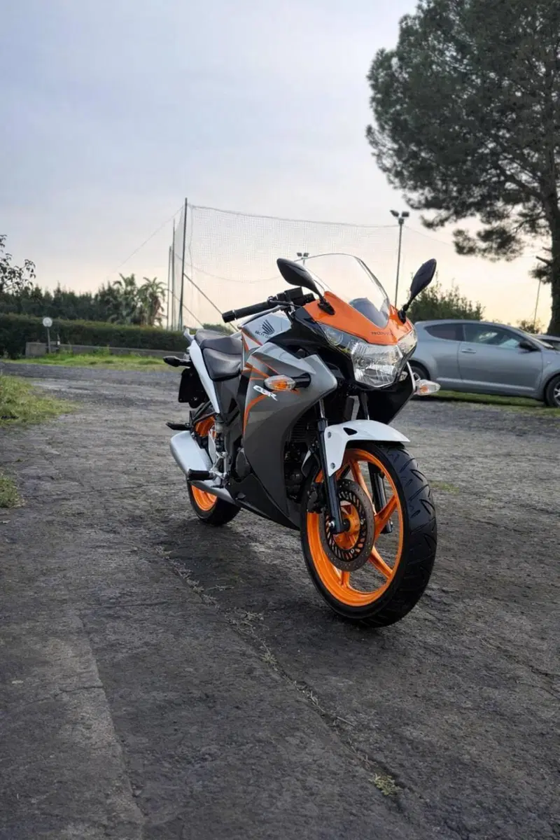 Honda CBR 125 R (2007 - 17)