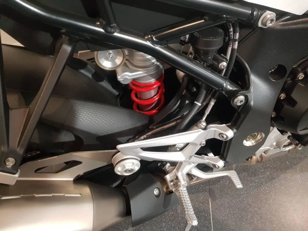 Bmw S 1000 R (2025 - 26) (8)