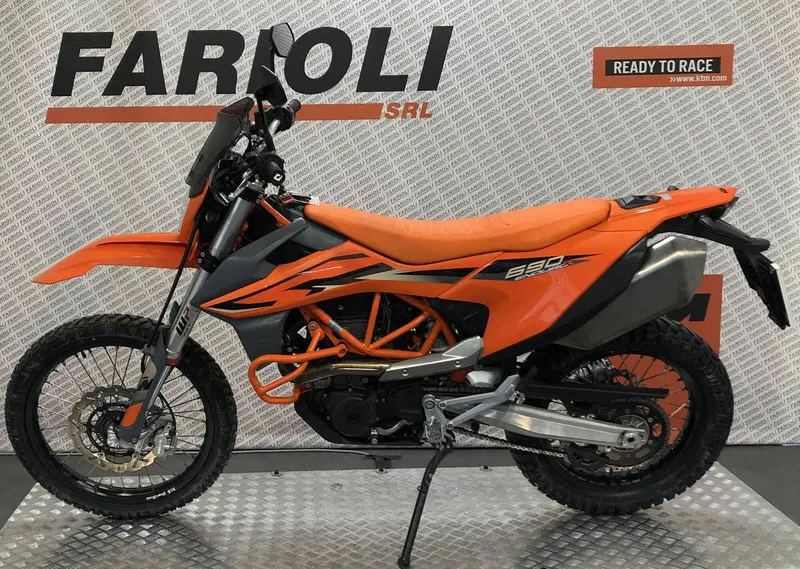KTM 690 Enduro R (2022 - 25) (17)