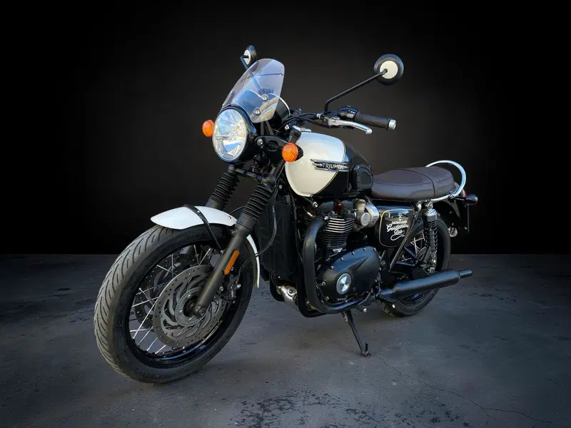 Triumph Bonneville T120 Black DGR Limited Edition (2023) (3)