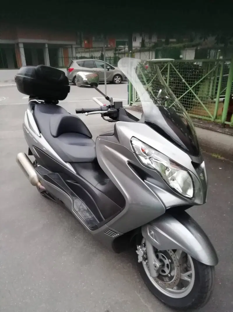 Suzuki Burgman AN 400 (2008 - 13)
