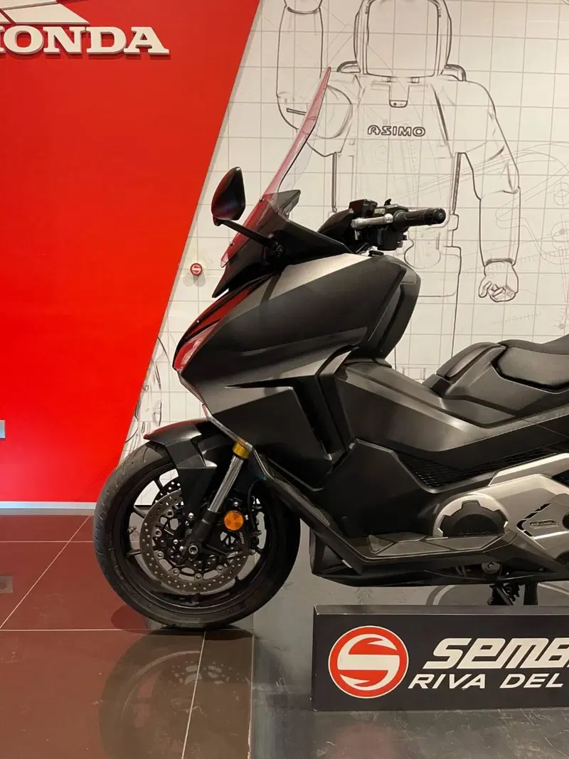 Honda Forza 750 DCT (2021 - 24) (5)