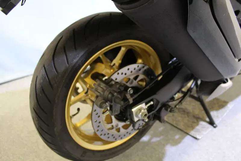 Yamaha T-Max 560 Tech Max (2022 - 24) (6)