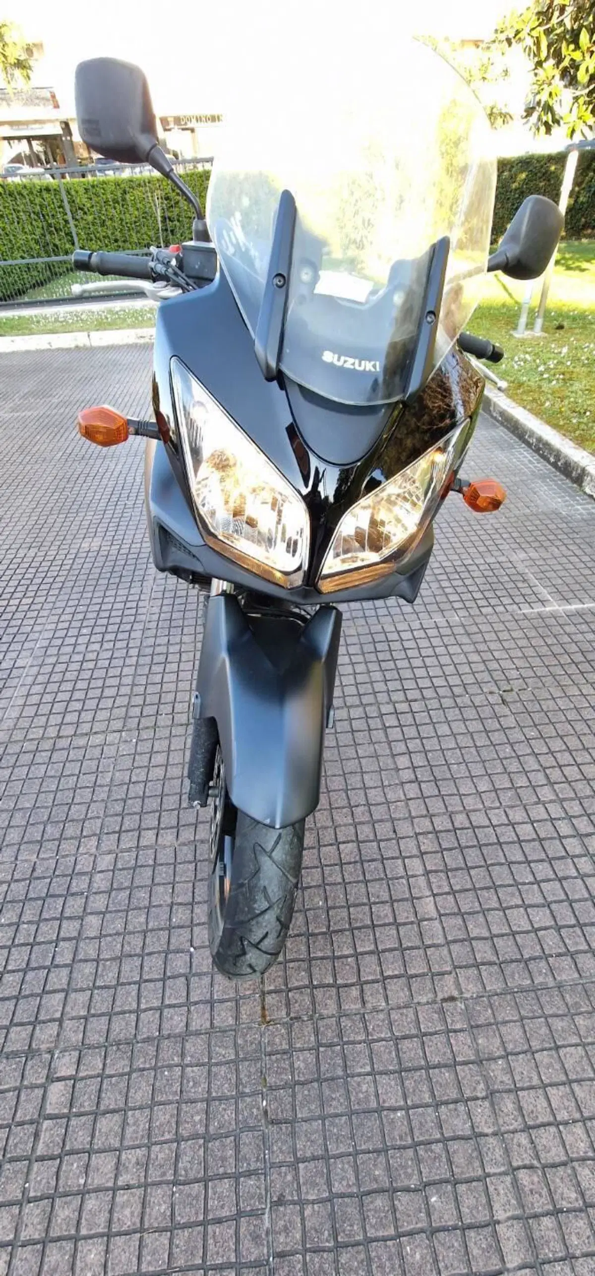 Suzuki V-Strom 650 (2008 - 11) (2)