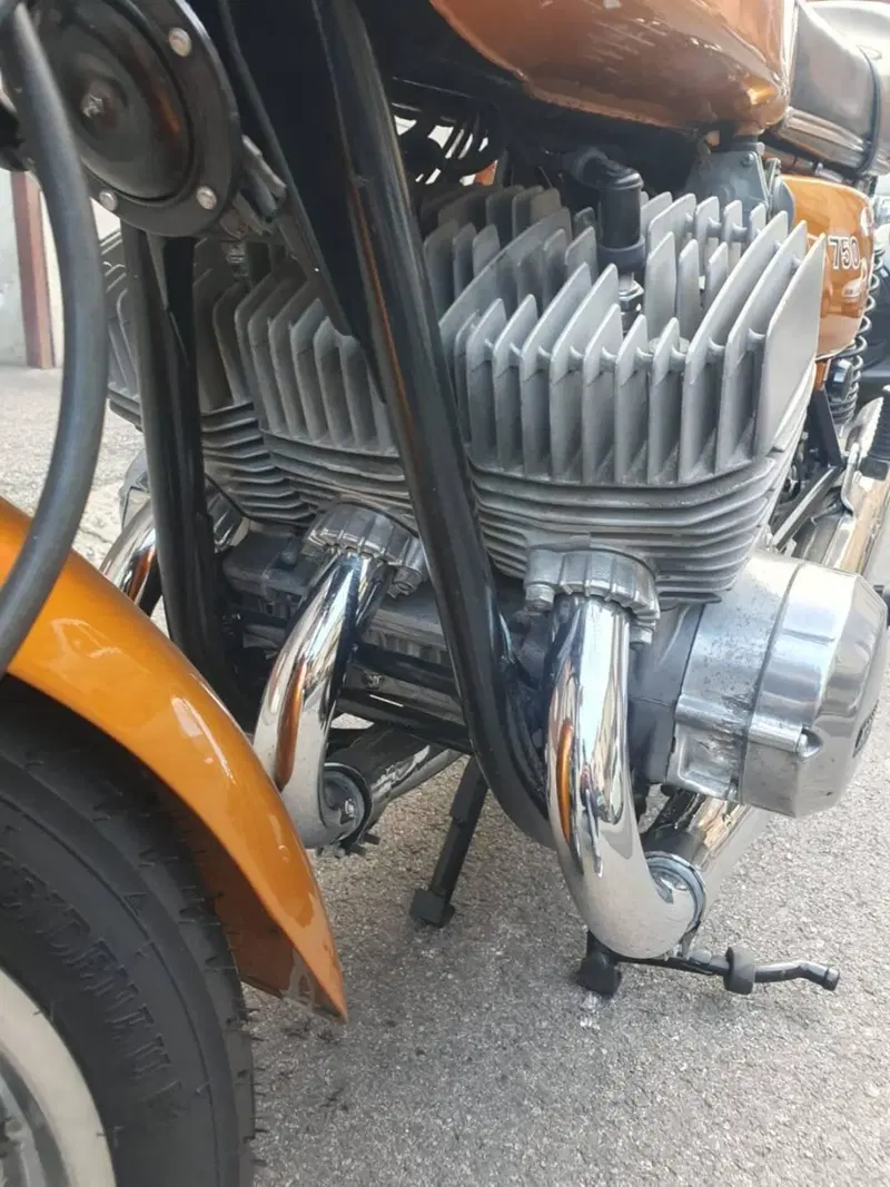 Kawasaki Mach 4 (7)