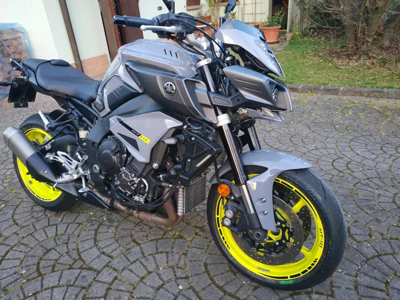 Yamaha MT-10 ABS (2016 - 17) (7)