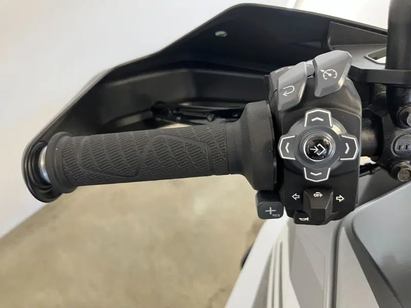 KTM 1290 Super Adventure S (2022 - 25) (12)