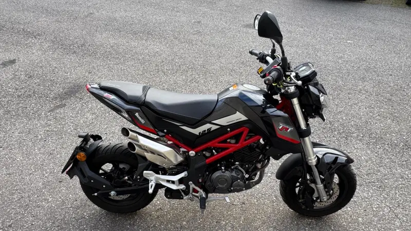 Benelli Tornado Naked T 125 (2017 - 20) (4)