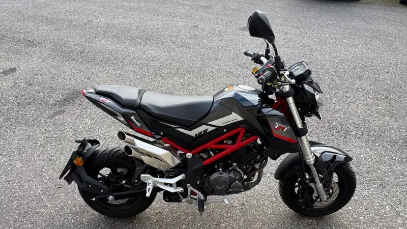 Benelli Tornado Naked T 125 (2017 - 20) (5)