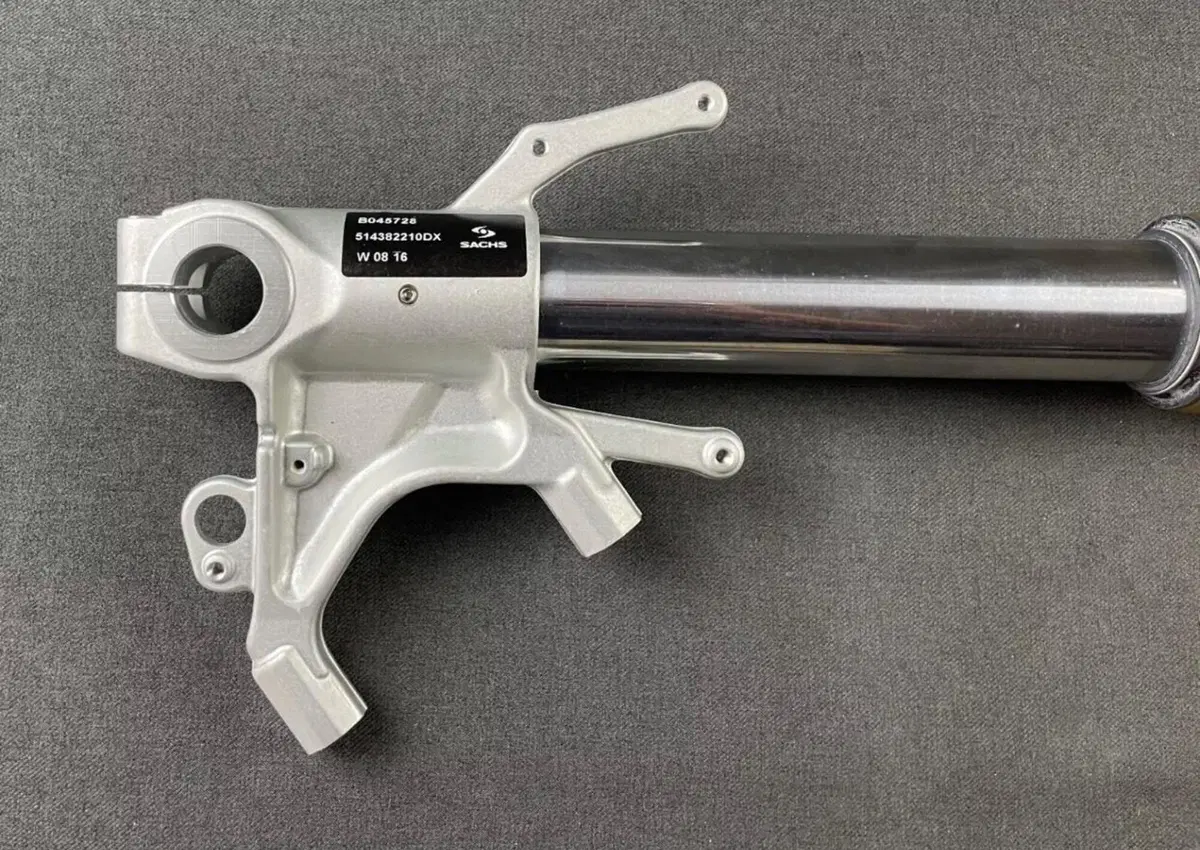 STELO DX SHACS ORIGINALE APRILIA CAPONORD ABS 1200 Sachs (3)