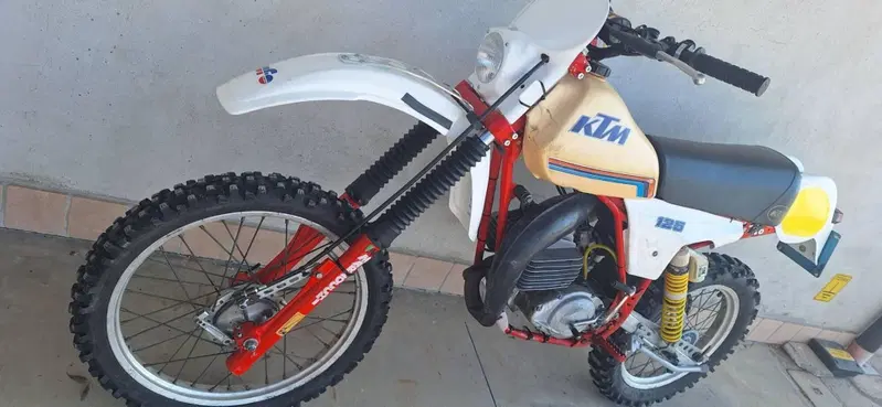KTM 125gs