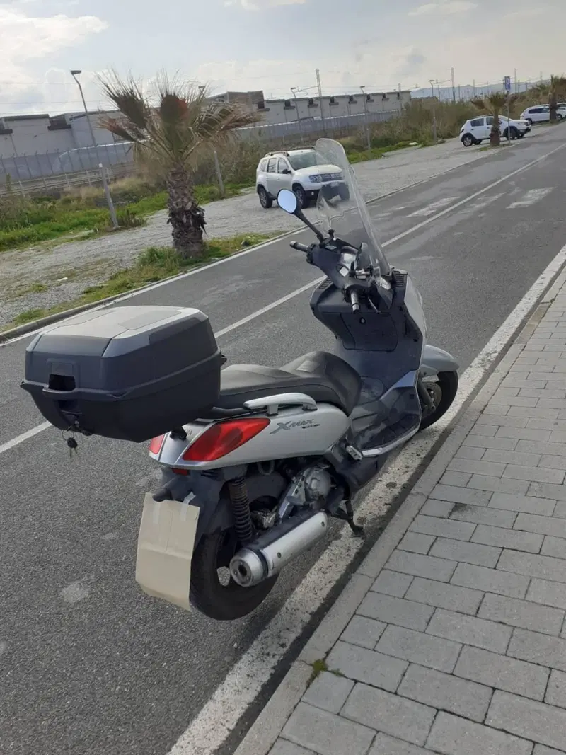 Yamaha X-Max 250 (2007 - 09) (6)