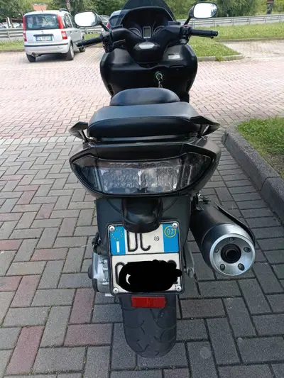 Yamaha T-Max 500 Black Max (2006 - 07) usata