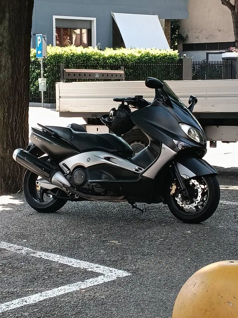Yamaha T-Max 500 Black Max (2006 - 07) (17)