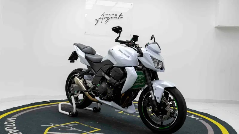 Kawasaki Z 750 (2007 - 14) (10)
