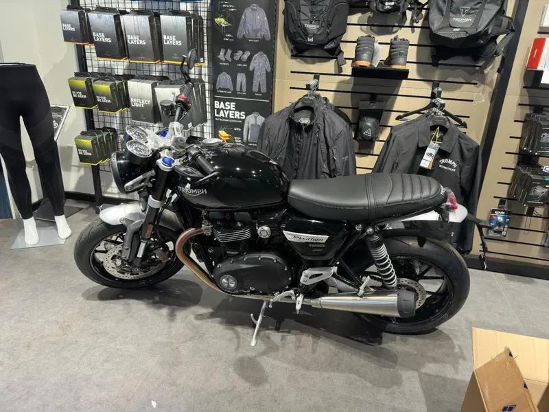 Triumph Speed Twin 1200 (2021 - 24) (4)