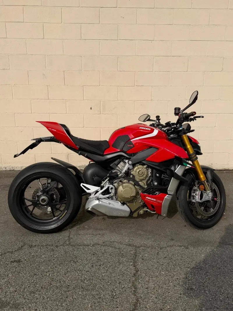 Ducati Streetfighter V4 1100 S (2021 - 22) (2)