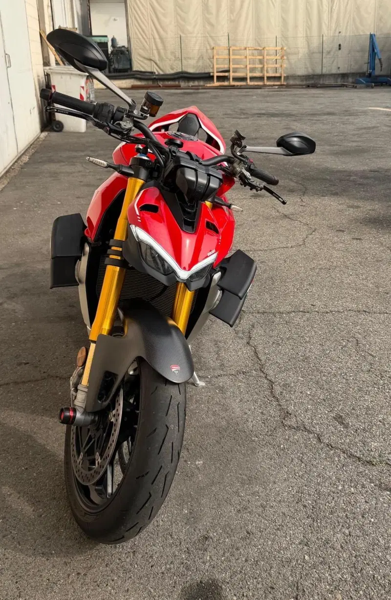 Ducati Streetfighter V4 1100 S (2021 - 22) (3)