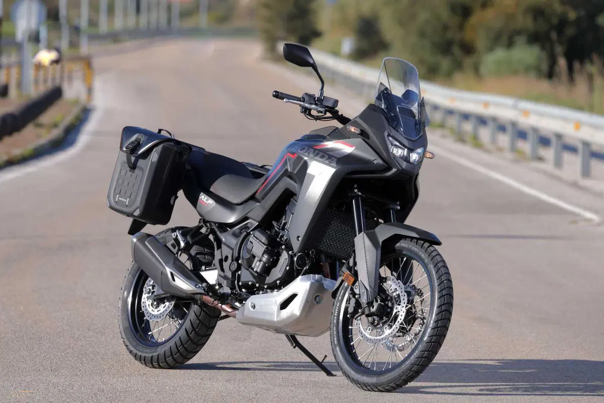Prova Honda XL750 Transalp 2026: l’E-Clutch cambia la media adventure? [VIDEO] (22)