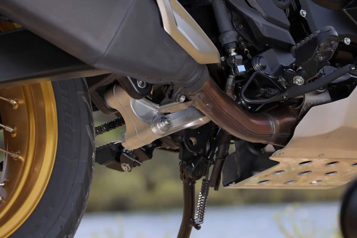 Prova Honda XL750 Transalp 2026: l’E-Clutch cambia la media adventure? [VIDEO] (11)