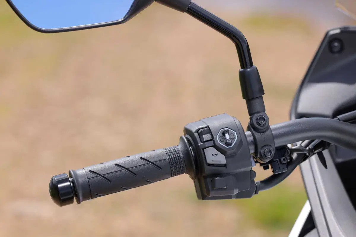 Prova Honda XL750 Transalp 2026: l’E-Clutch cambia la media adventure? [VIDEO] (18)