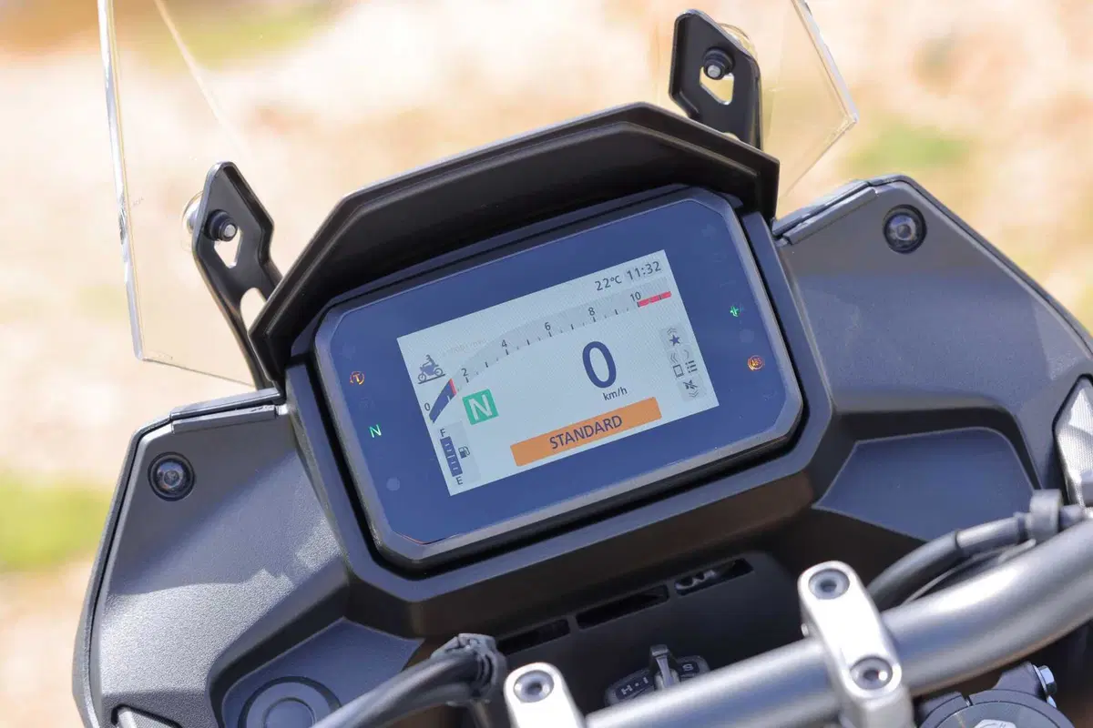 Prova Honda XL750 Transalp 2026: l’E-Clutch cambia la media adventure? [VIDEO] (17)