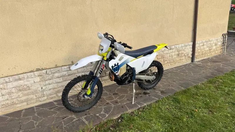 Husqvarna FE 350 (2024) (4)