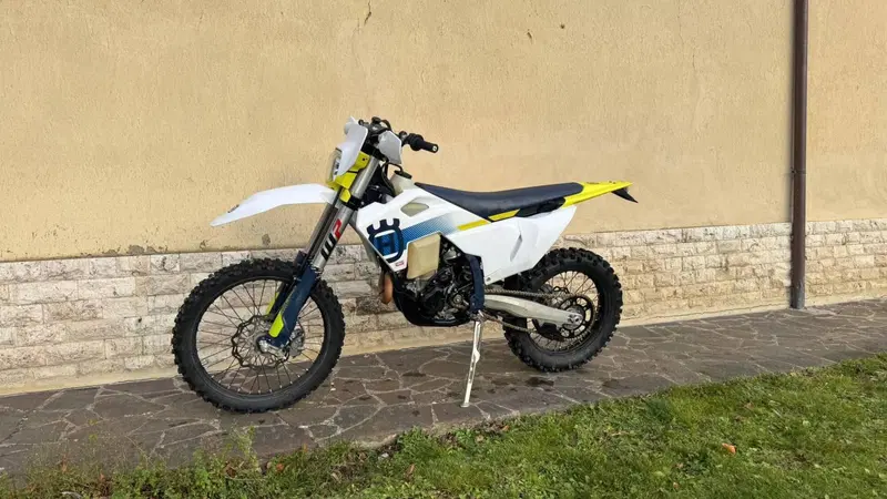 Husqvarna FE 350 (2024) (6)