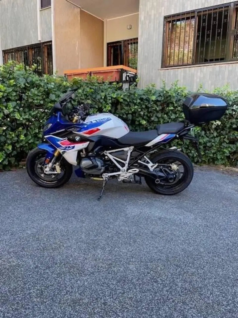 Bmw R 1250 RS (2021 - 25) (2)