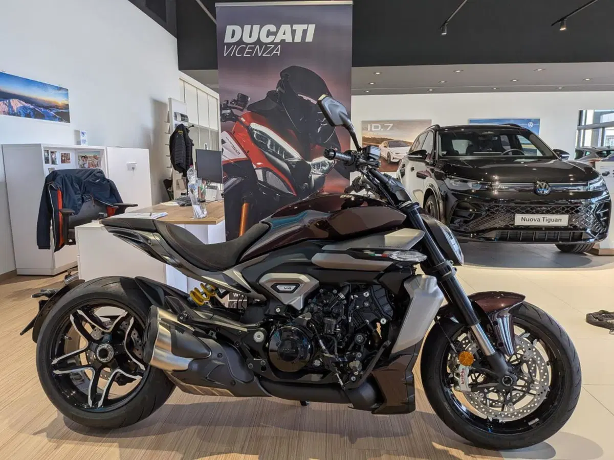 Ducati XDiavel V4 (2025 - 26)