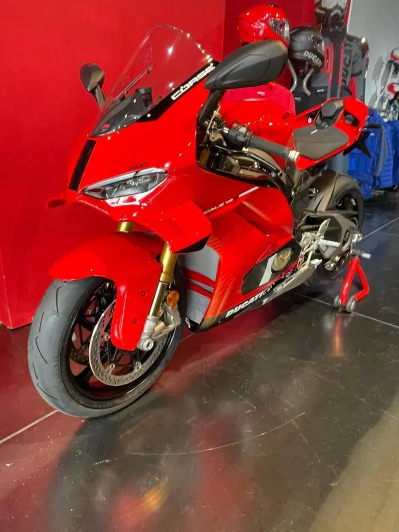 Ducati Panigale V4 S (2025 - 26) (2)