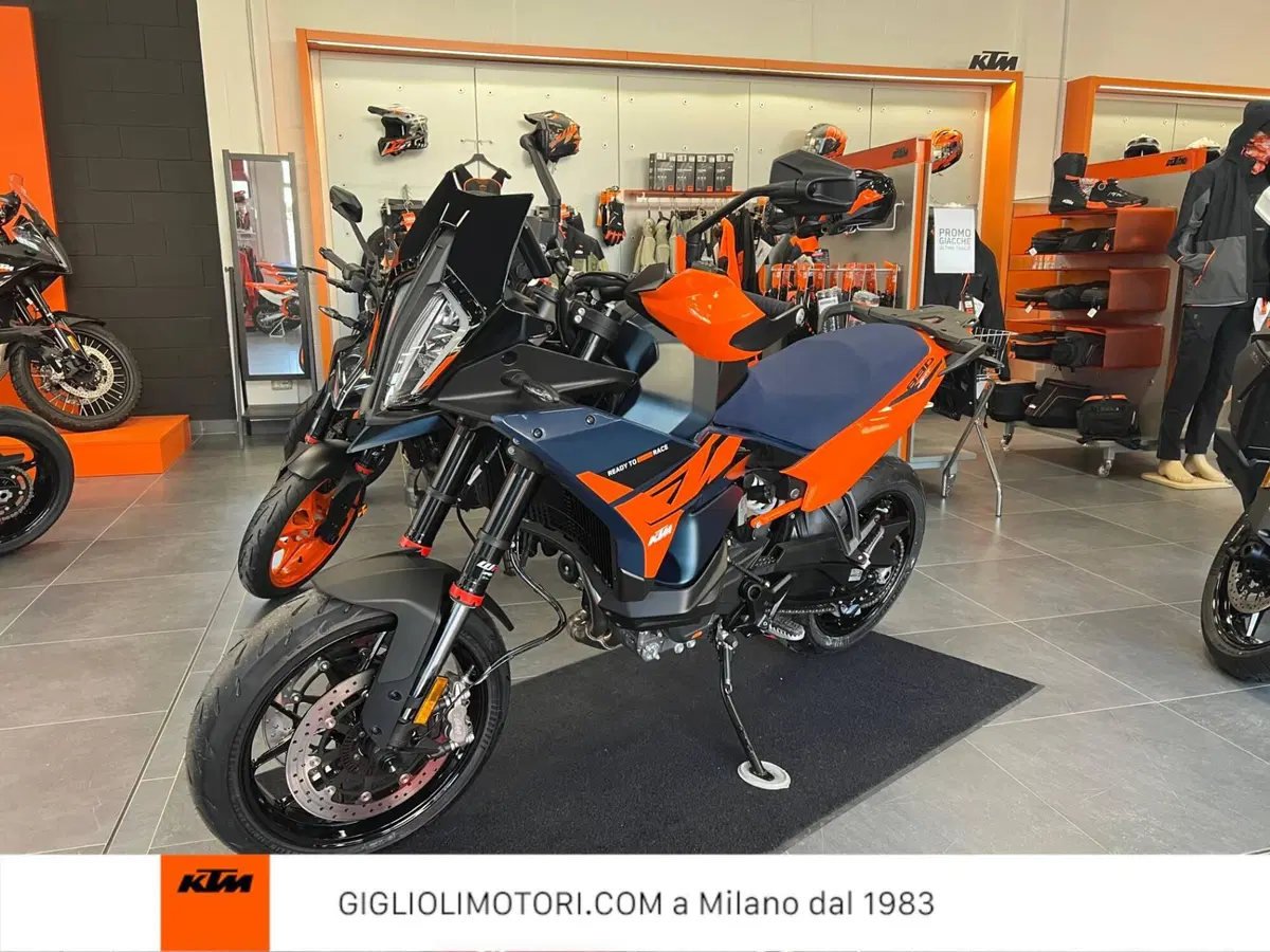 KTM 890 SMT (2026) (2)