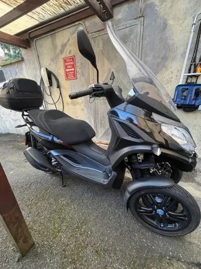 Piaggio MP3 300 ABS Hpe (2021 - 24) usata