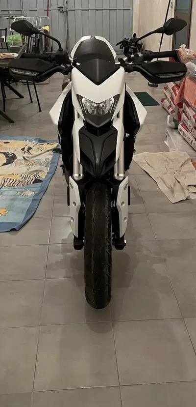 Ducati Hypermotard 939 (2016 - 18) usata