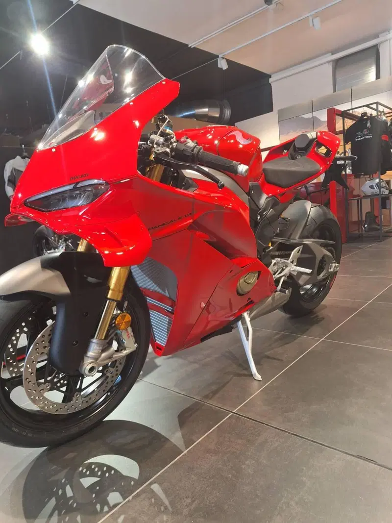Ducati Panigale V4 S (2025 - 26) (2)