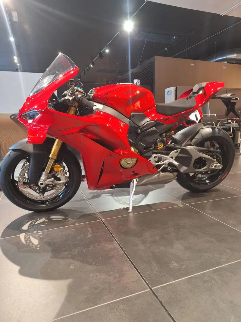 Ducati Panigale V4 S (2025 - 26) (5)
