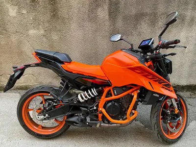 KTM 390 Duke (2024 - 25) usata