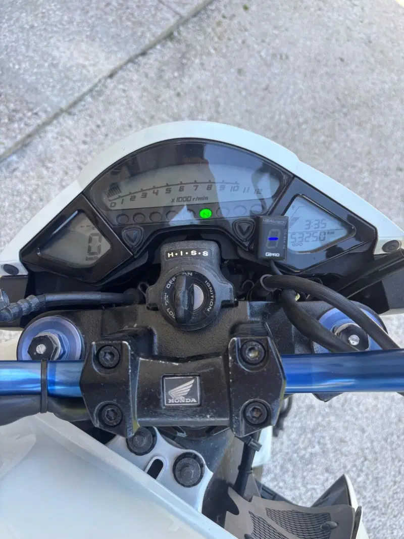 Honda CB 1000 R (2008 - 10) (4)