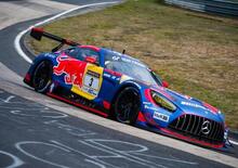 Clamoroso al Nürburgring! Max Verstappen vince la 4 Ore dell’Inferno Verde al debutto con Mercedes, poi la squalifica: ecco perché